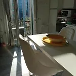 Apartment White House *
