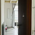 Apartment White House