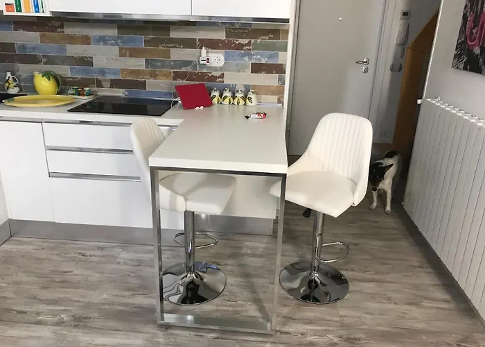 White House Апартаменти *